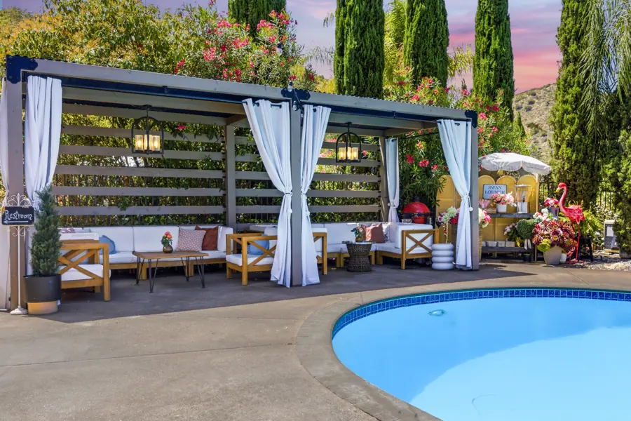 Timber cabana